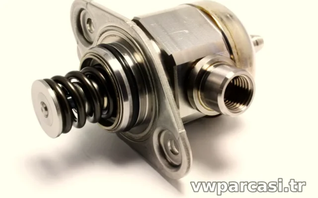 Motor Yakıt Pompası – CABA – Motor – 1.8 TDI – Audi A4 – 2008 – 2012 (BOSCH)