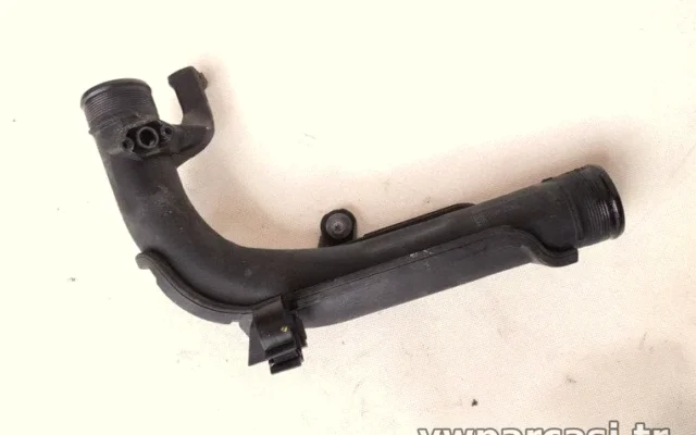 İTHAL Intercooler Borusu – CFFA – Motor – 2.0 TDI – Passat – 2009 – 2012