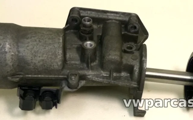 Yağ Filitre Tutucusu – 1.9 TDİ – Jetta – 2009 – 2010 – 045115389K – 045115389H-15