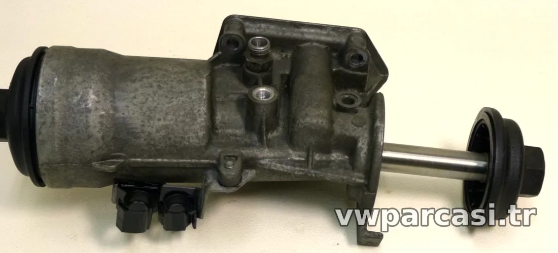 Yağ Filitre Tutucusu - 1.9 TDİ - Jetta - 2009 - 2010 - İTHAL - 045115389K - 045115389H-15