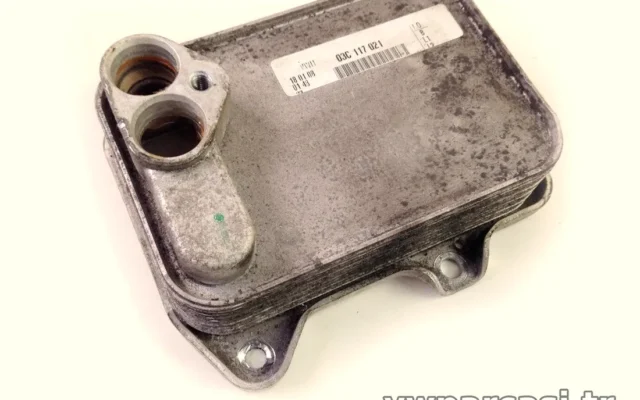 Yağ Soğutucusu -BAG-BLP- Motor – 1.6 TDİ -Touran -2003-2005 (İTHAL)