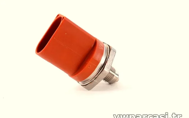 Motor Benzin Pompa Basınç Müşürü – CCTA – Motor – 2.0 TDI – Jetta – 2009 – 2010 – 06J906051D-15