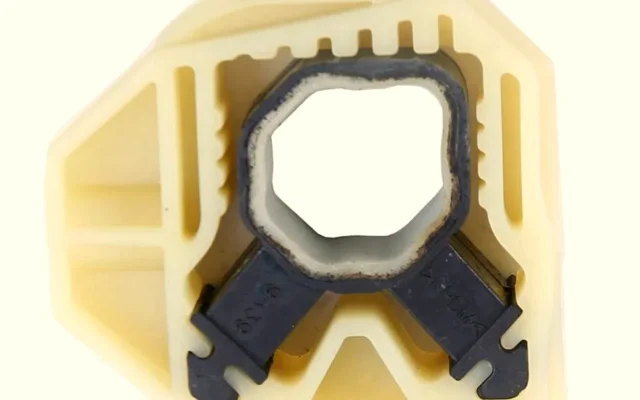 Radyatör Takozu Plastik – CGGB – Motor – 1.4 TDI – Altea – 2011 – 2013